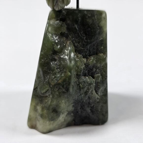 Carved Green Jade Eagle Figure Landing On Base With Gold Talons - Picture 9 of 9